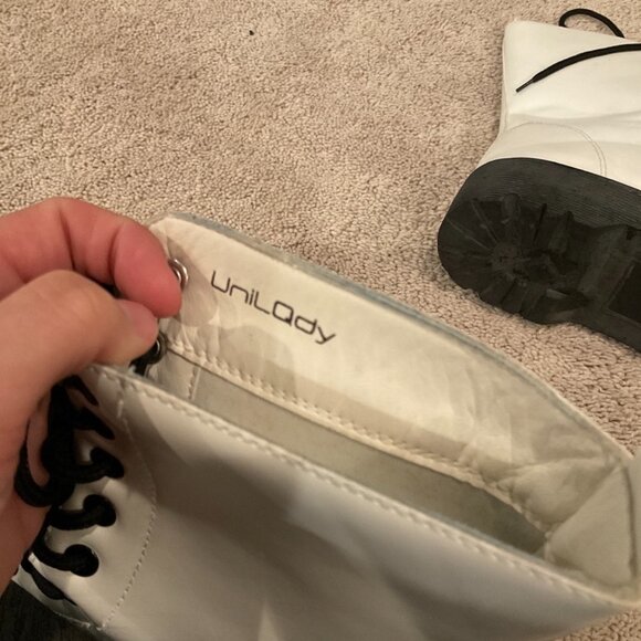 Unilady White Combat Boots Black Soles & Laces Size 9 - Picture 8 of 8